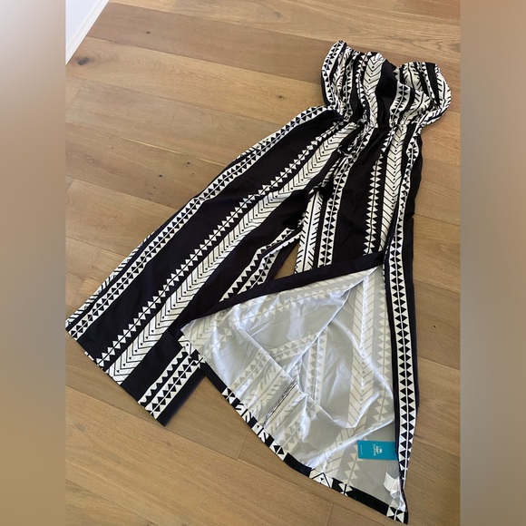 Strapless Tie Waist Jumpsuit - Picture 9 of 10